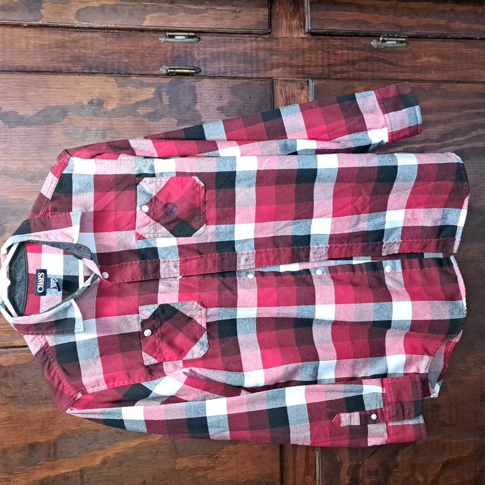 Chaps size XL (18/20) black/red/white plaid long sleeved shirt